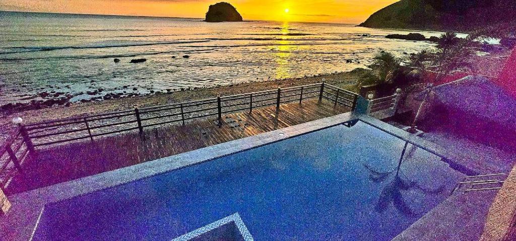 Aura Marina Sands Beach Resort Baler Dış mekan fotoğraf